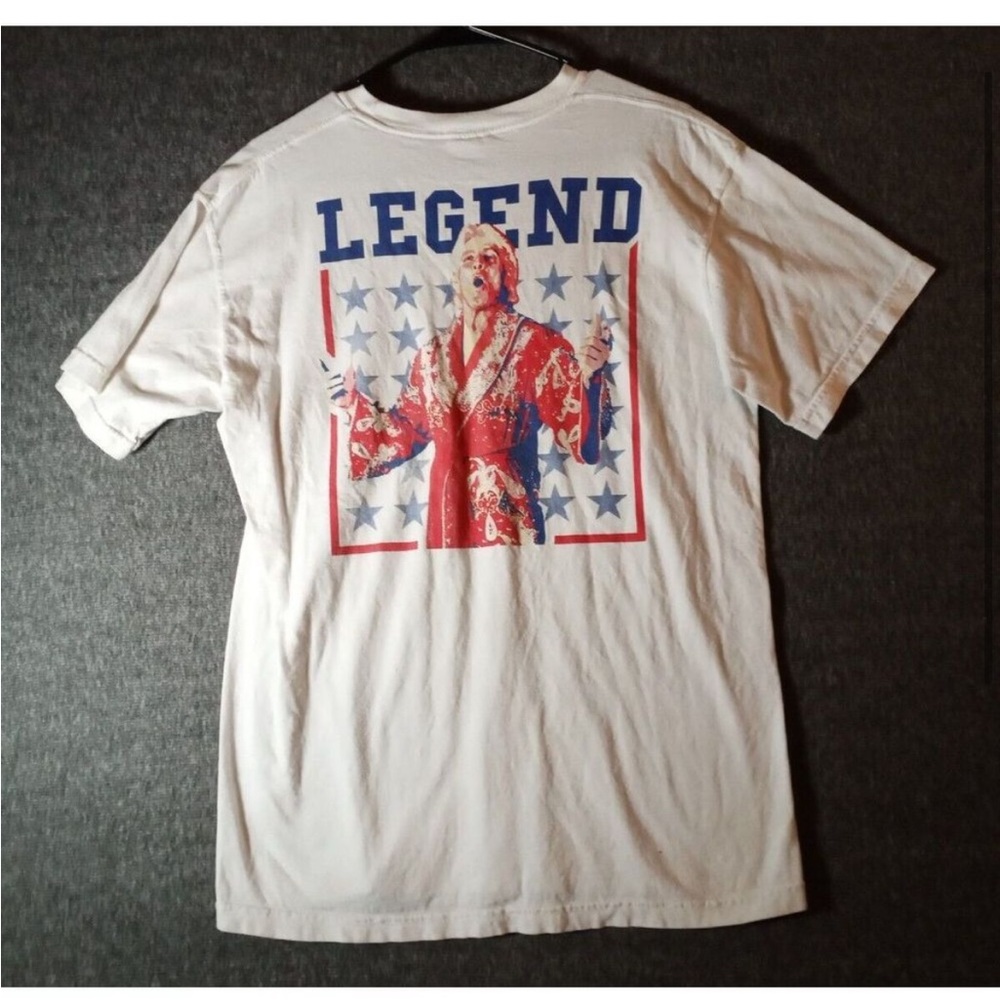 ISO Old row ric flair legend t shirt